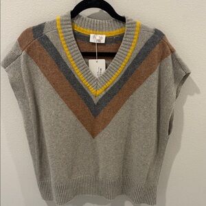 Fate Women's V-Neck Sweater - Gray, Brown, Yellow